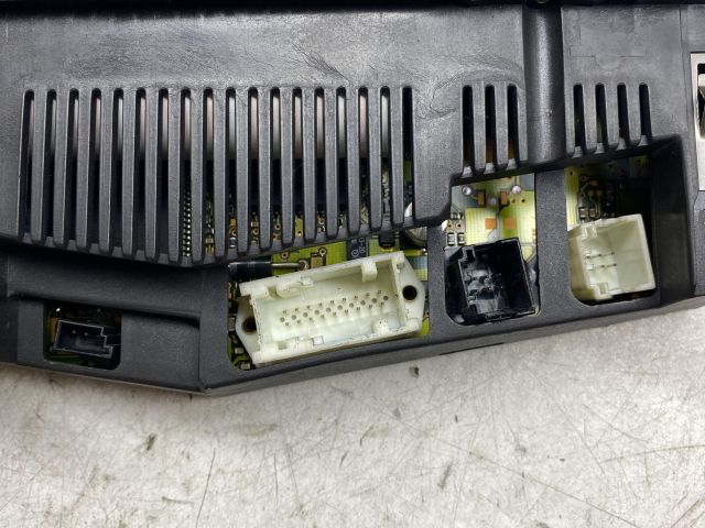 bontott BMW 3 E46 Fűtéskapcsoló (digit klímás)