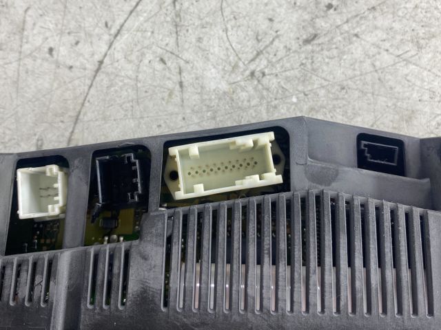 bontott BMW 3 E46 Fűtéskapcsoló (digit klímás)