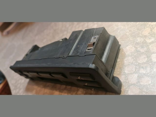 bontott BMW 3 E46 Fűtéskapcsoló (digit klímás)