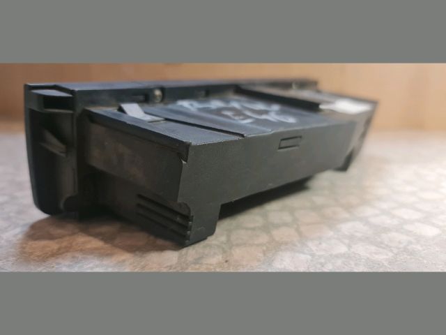 bontott BMW 3 E46 Fűtéskapcsoló (digit klímás)