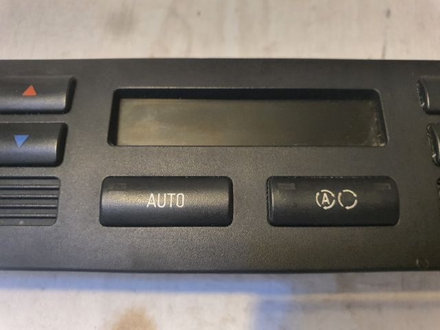 bontott BMW 3 E46 Fűtéskapcsoló (digit klímás)