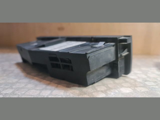 bontott BMW 3 E46 Fűtéskapcsoló (digit klímás)