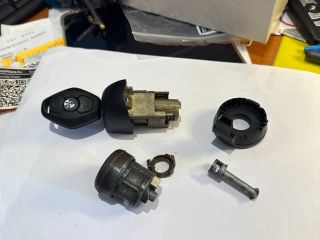 bontott BMW 3 E46 Gyújtáskapcsoló Zárbetét