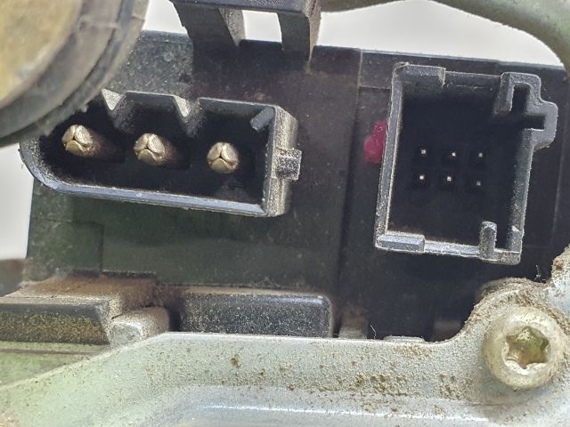 bontott BMW 3 E46 Hátsó Ablaktörlő Motor