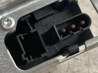 bontott BMW 3 E46 Hátsó Ablaktörlő Motor