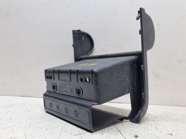 bontott BMW 3 E46 Hátsó Hamutartó