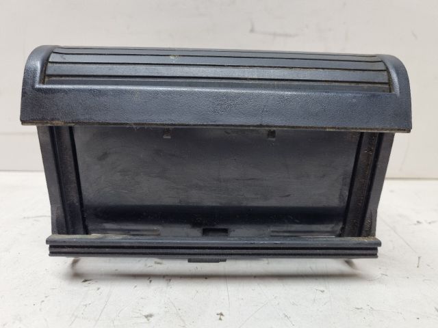 bontott BMW 3 E46 Hátsó Hamutartó