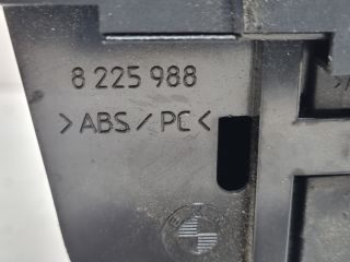 bontott BMW 3 E46 Hátsó Hamutartó