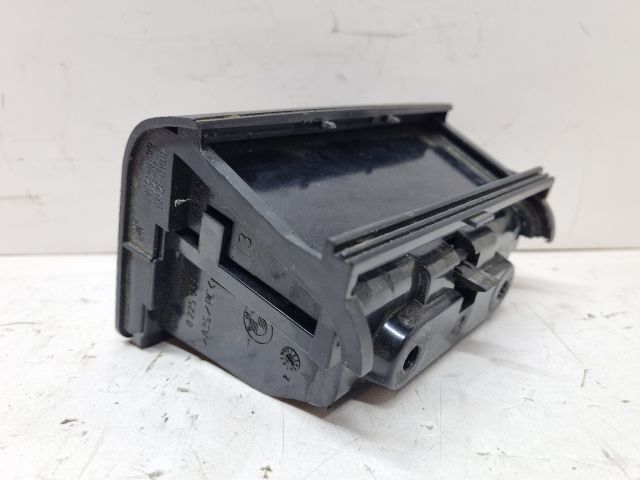 bontott BMW 3 E46 Hátsó Hamutartó