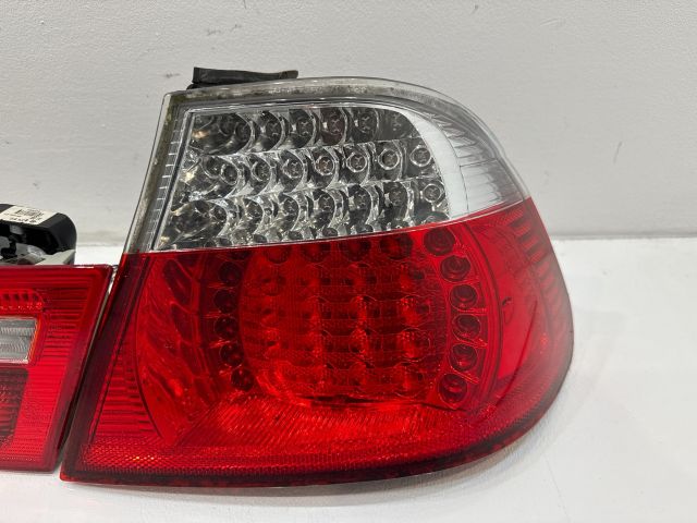 bontott BMW 3 E46 Hátsó Lámpa Szett