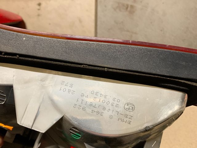 bontott BMW 3 E46 Hátsó Lámpa Szett