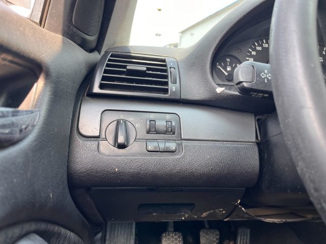 bontott BMW 3 E46 Hátsó Lökhárító (Részeivel)