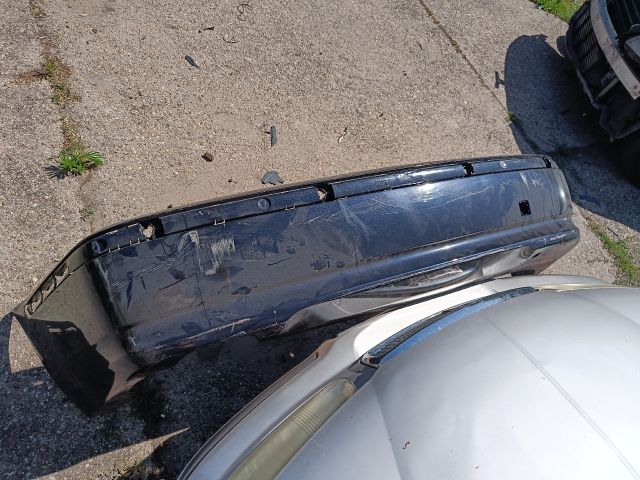 bontott BMW 3 E46 Hátsó Lökhárító (Részeivel)