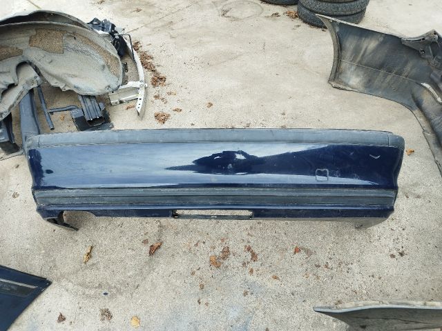 bontott BMW 3 E46 Hátsó Lökhárító (Részeivel)