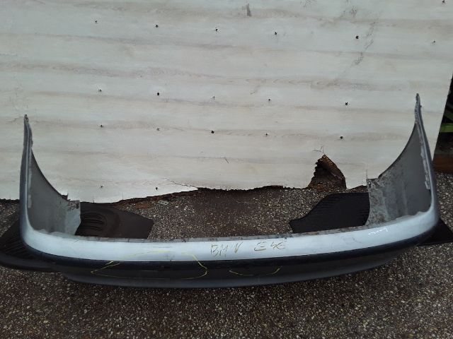 bontott BMW 3 E46 Hátsó Lökhárító (Részeivel)