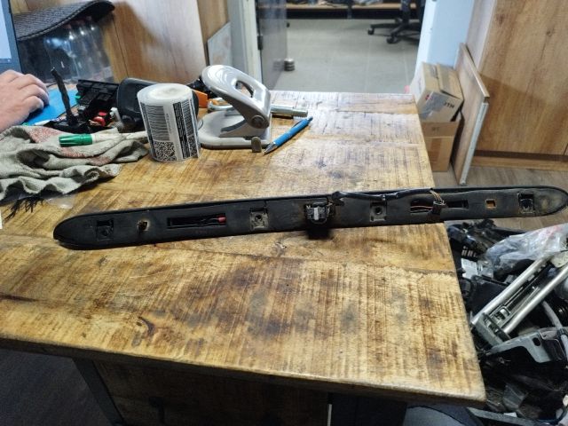 bontott BMW 3 E46 Hátsó Rendszámtábla Világítás