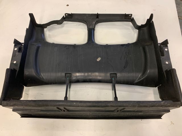 bontott BMW 3 E46 Hűtőrács