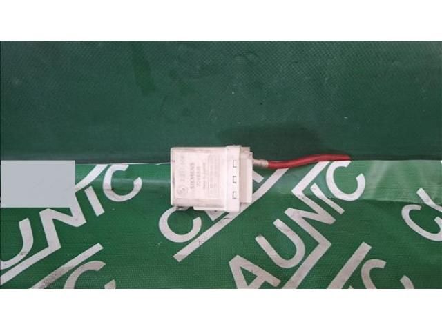 bontott BMW 3 E46 Izzító Relé