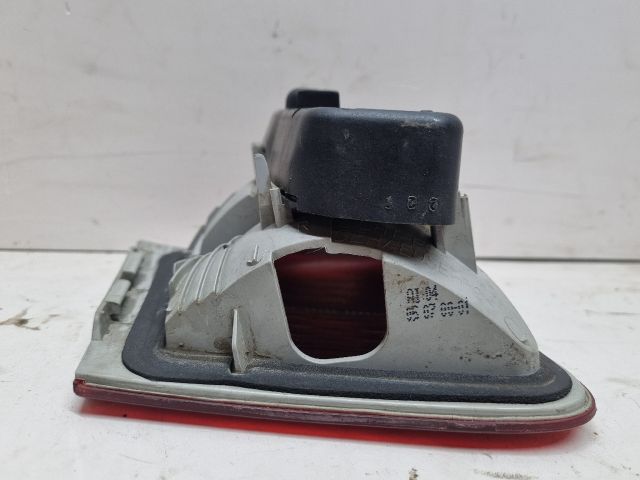 bontott BMW 3 E46 Jobb Belső Hátsó Lámpa