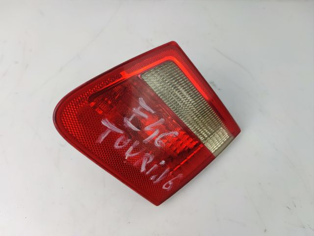 bontott BMW 3 E46 Jobb Belső Hátsó Lámpa