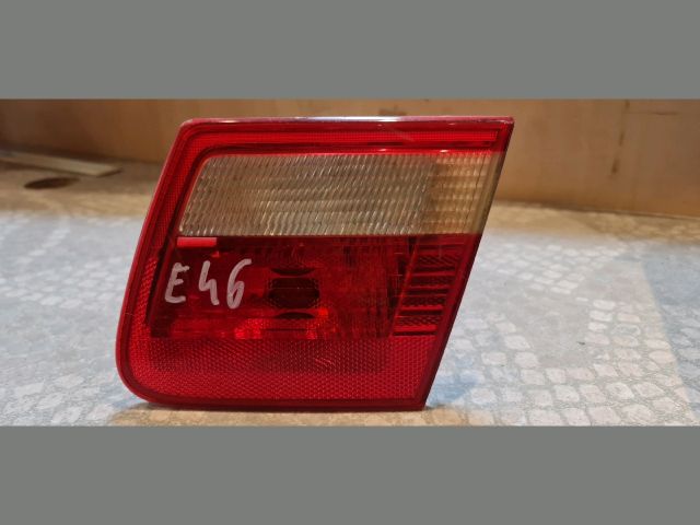 bontott BMW 3 E46 Jobb Belső Hátsó Lámpa