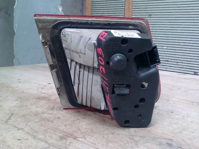 bontott BMW 3 E46 Jobb Belső Hátsó Lámpa