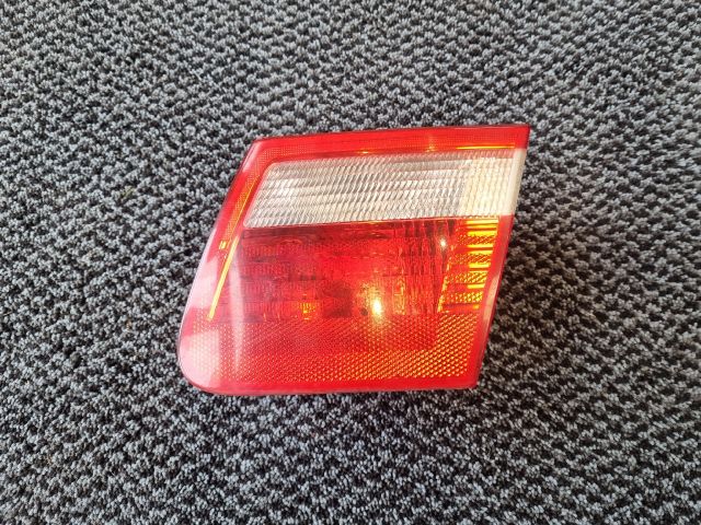 bontott BMW 3 E46 Jobb Belső Hátsó Lámpa