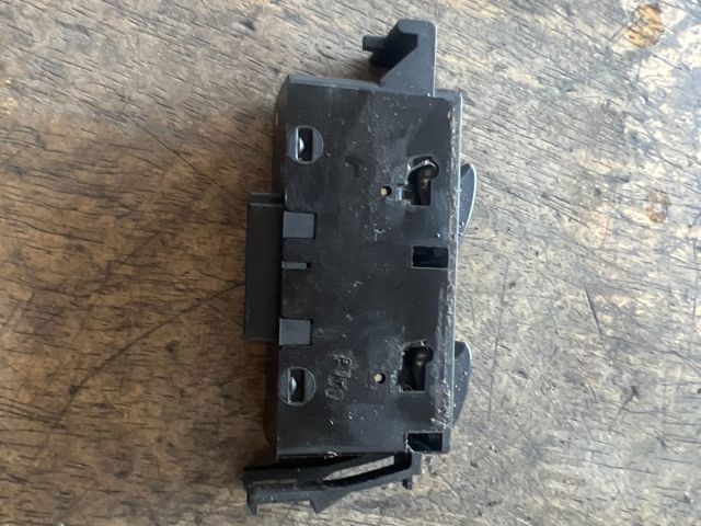 bontott BMW 3 E46 Jobb első Ablakemelő Kapcsoló