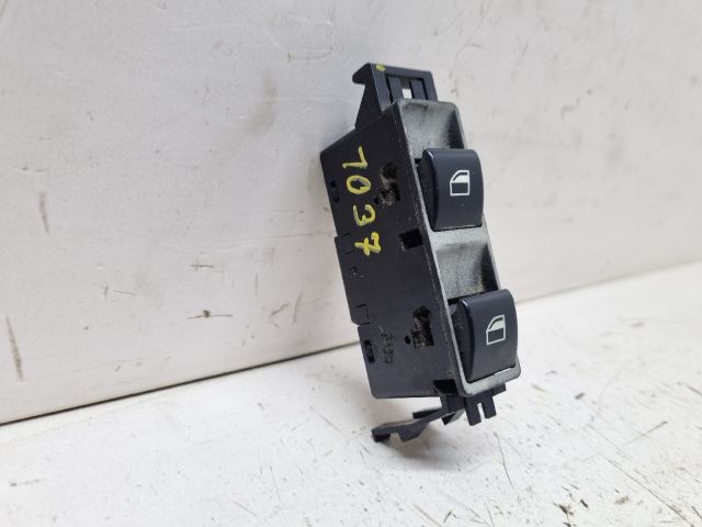 bontott BMW 3 E46 Jobb első Ablakemelő Kapcsoló