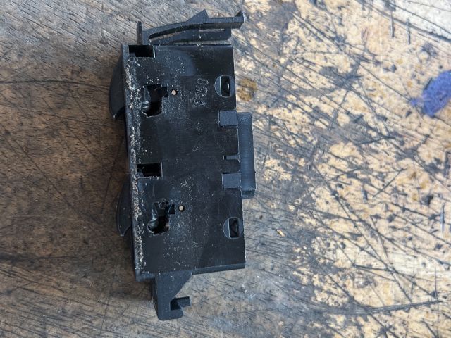 bontott BMW 3 E46 Jobb első Ablakemelő Kapcsoló