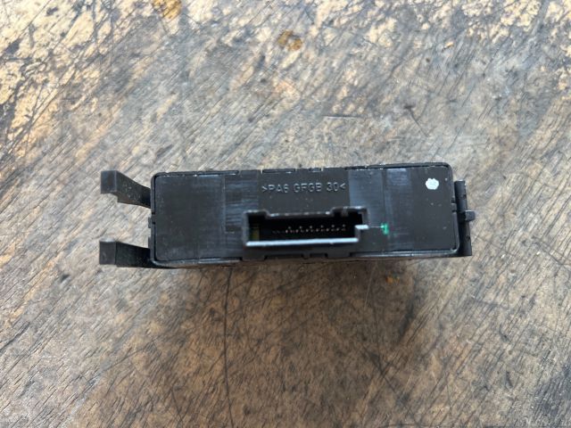 bontott BMW 3 E46 Jobb első Ablakemelő Kapcsoló