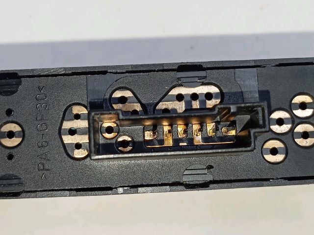 bontott BMW 3 E46 Jobb első Ablakemelő Kapcsoló