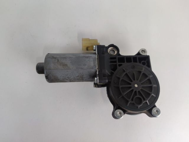 bontott BMW 3 E46 Jobb első Ablakemelő Motor
