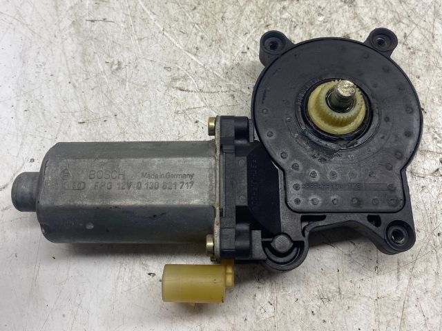 bontott BMW 3 E46 Jobb első Ablakemelő Motor