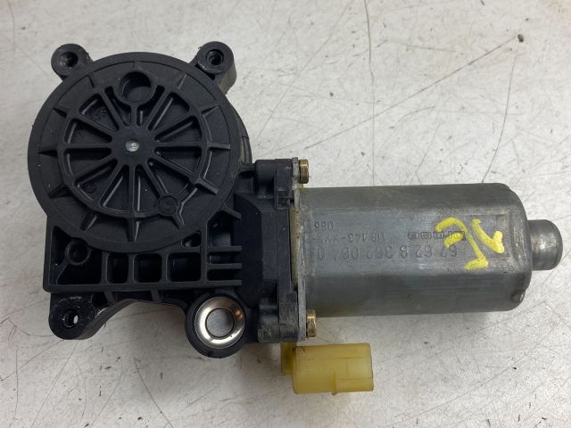 bontott BMW 3 E46 Jobb első Ablakemelő Motor