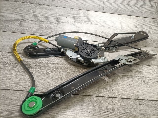 bontott BMW 3 E46 Jobb első Ablakemelő Szerkezet (Elektromos)