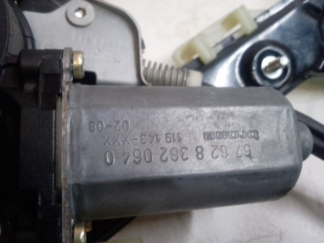 bontott BMW 3 E46 Jobb első Ablakemelő Szerkezet (Elektromos)