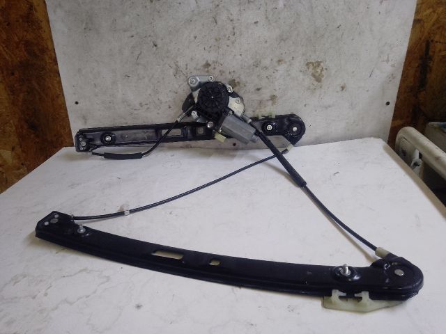 bontott BMW 3 E46 Jobb első Ablakemelő Szerkezet (Elektromos)