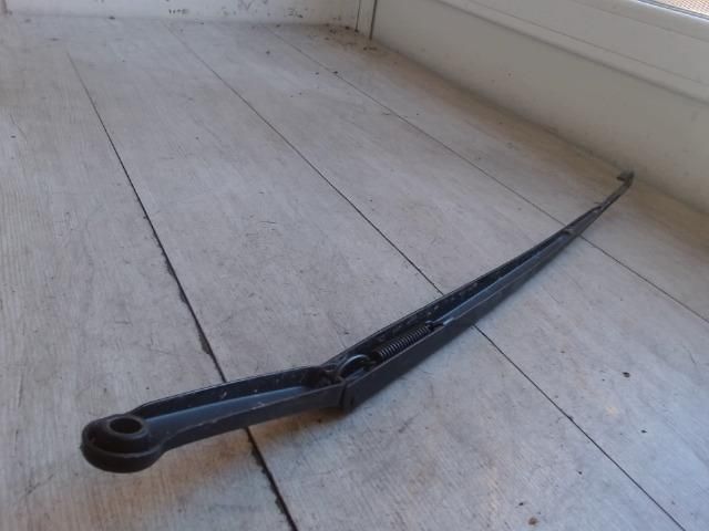 bontott BMW 3 E46 Jobb első Ablaktörlő Kar