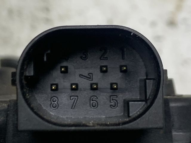 bontott BMW 3 E46 Jobb első Ajtózár