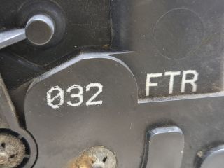 bontott BMW 3 E46 Jobb első Ajtózár