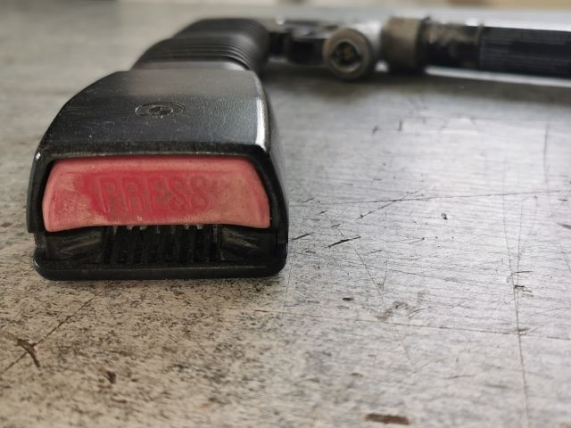 bontott BMW 3 E46 Jobb első Biztonsági Öv Csat