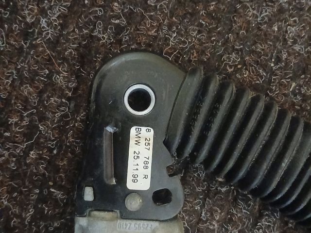 bontott BMW 3 E46 Jobb első Biztonsági Öv Csat