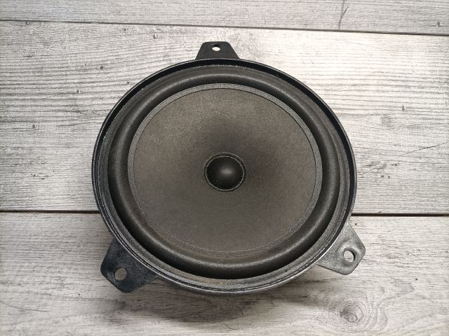 bontott BMW 3 E46 Jobb első Hangszóró