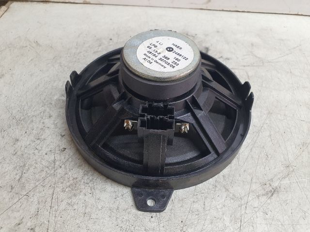 bontott BMW 3 E46 Jobb első Hangszóró