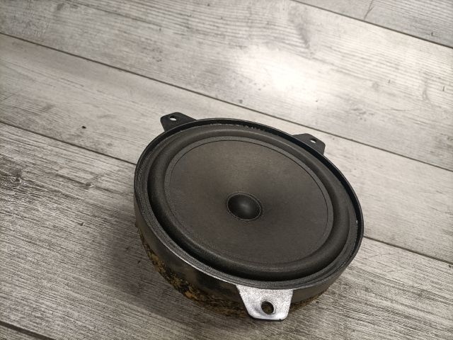 bontott BMW 3 E46 Jobb első Hangszóró