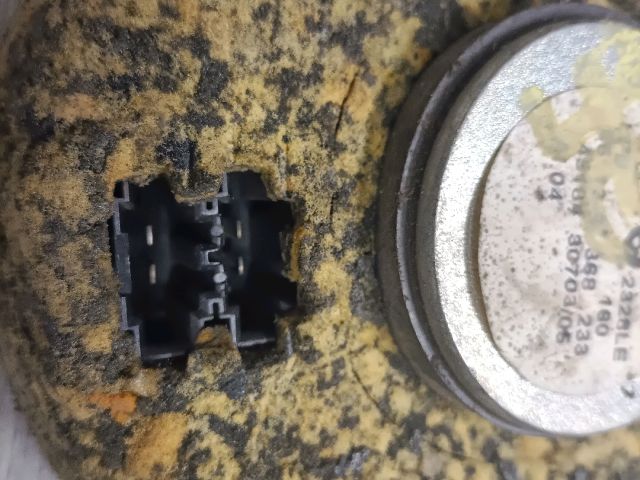 bontott BMW 3 E46 Jobb első Hangszóró