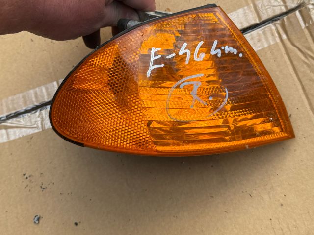 bontott BMW 3 E46 Jobb első Irányjelző