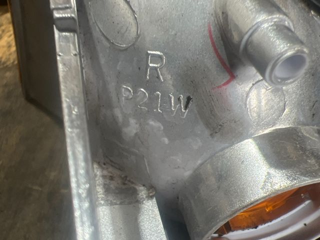 bontott BMW 3 E46 Jobb első Irányjelző