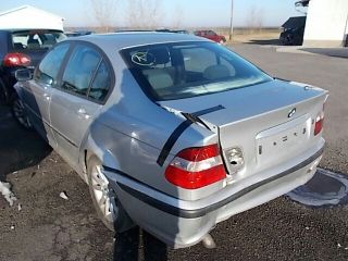 bontott BMW 3 E46 Jobb első Lámpabúra